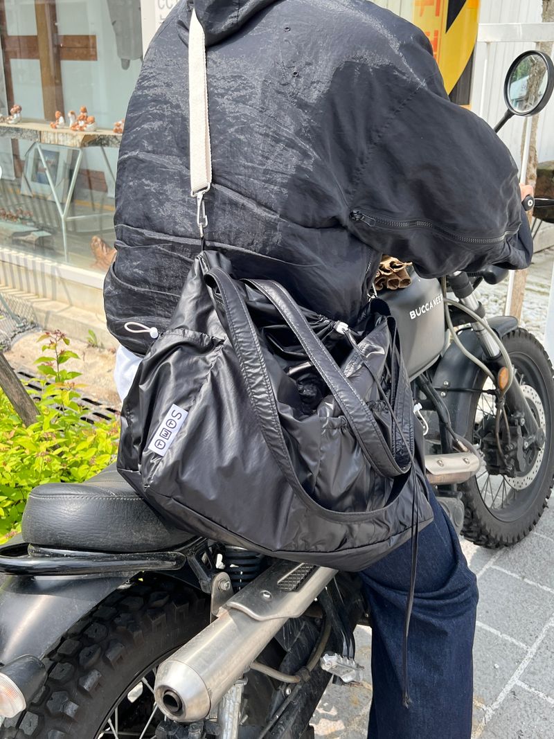 Moving Bag - Black