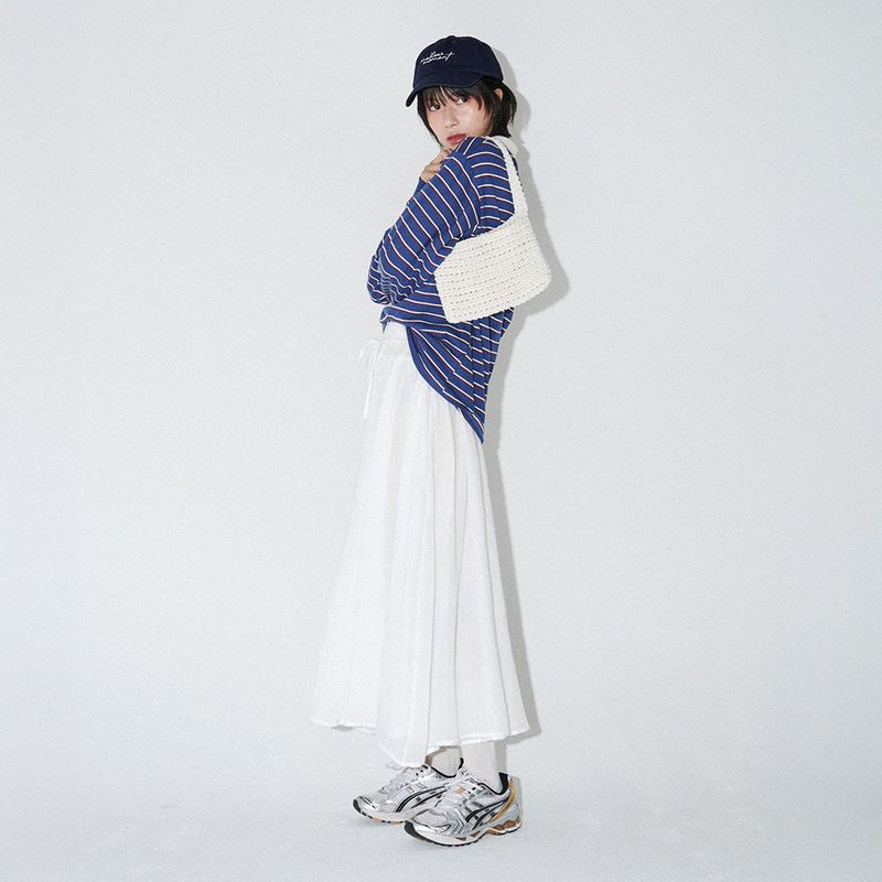 SOFT FLARE LONG SKIRT (White)