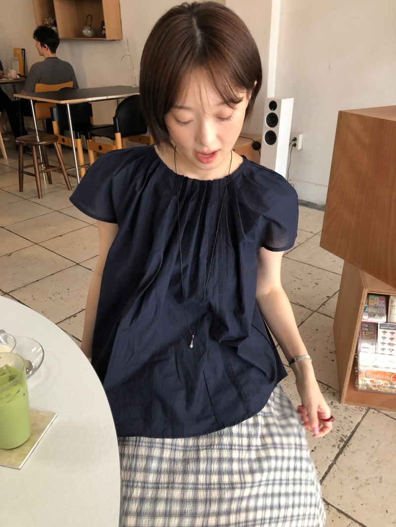seymour（セイモア）の「Silky pintuck blouse（Tops）」