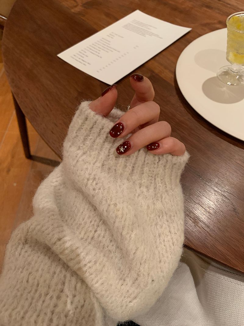 [MADE] ELLEN WOOL UNBALANCED OFF-SHOULDER KNIT