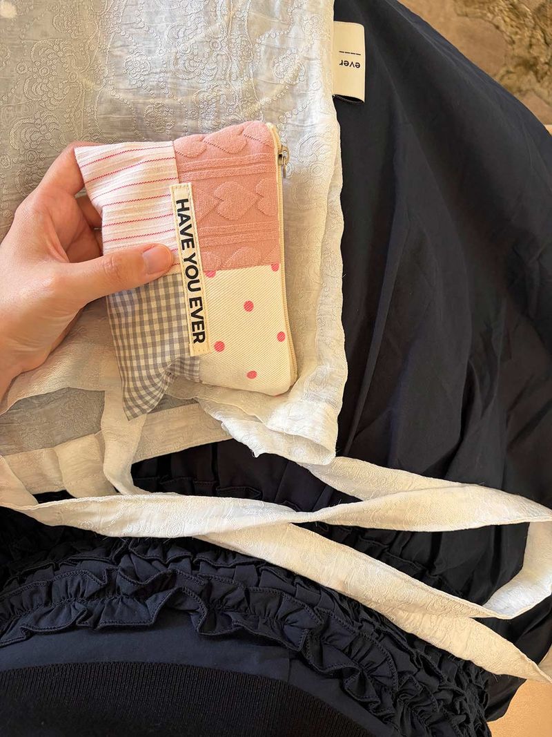 Patch work flat pouch v2 , M size