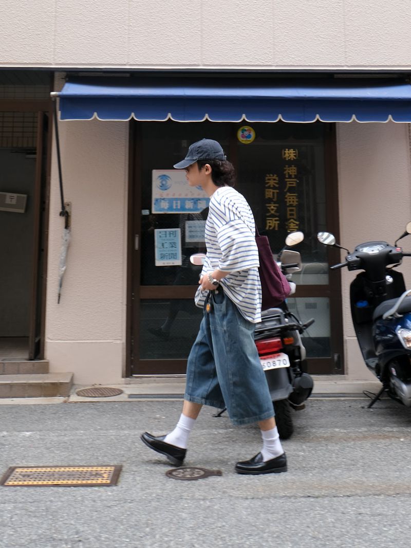 RUU Sand Washing Denim Bermuda Pants