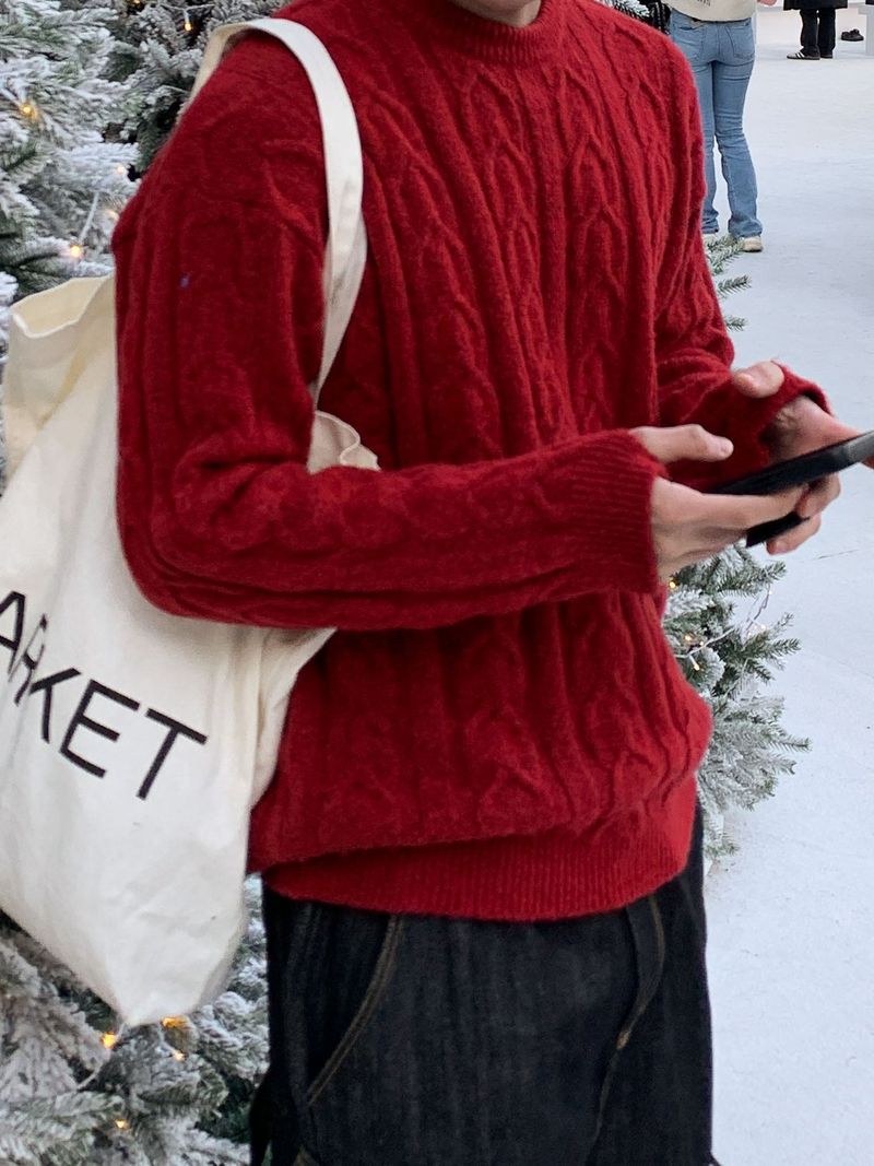 Cozy warmer cable round knit