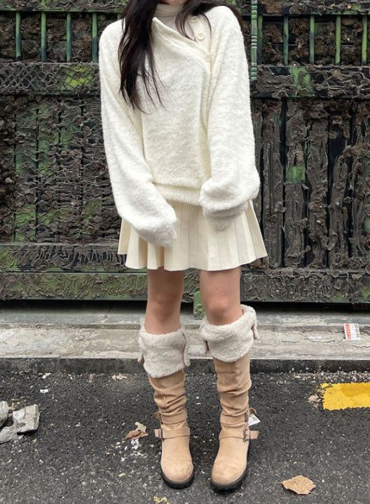 Diagonal Button Loose Fit Bookle Knitwear