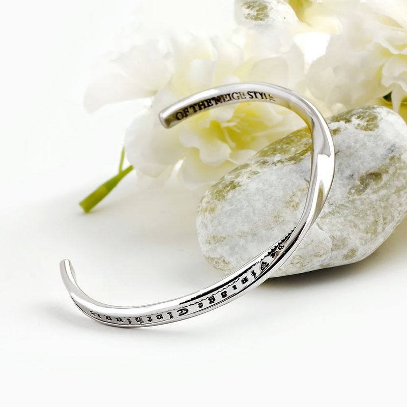 SVB-195 Twist lettering bangle bracelet