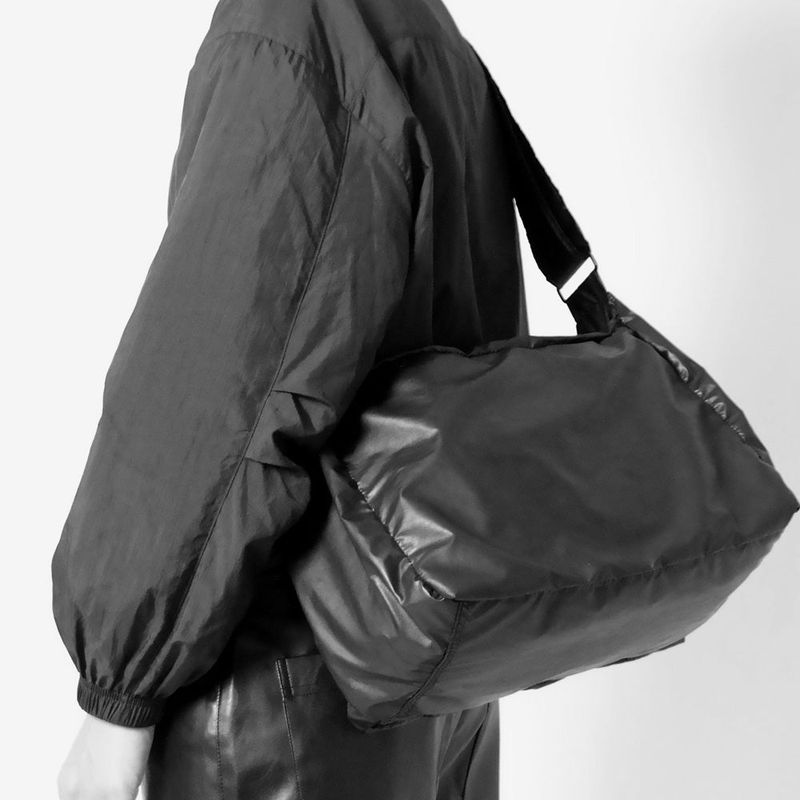 meetmetmeet（ミートメットミート）の「depot black（Bags）」