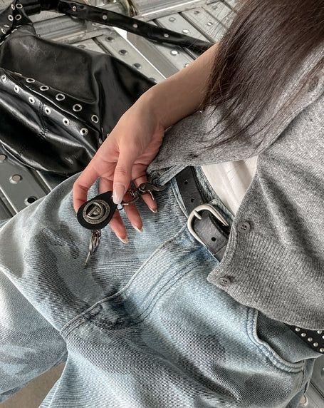 Pepper leather opener keyring