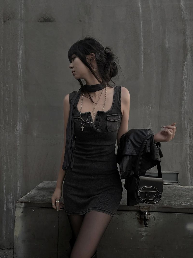 pigment pocket one-piece