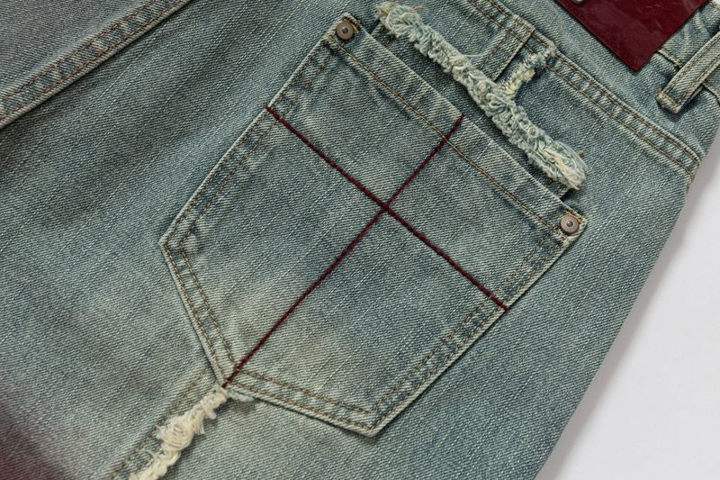BLAZING SPRAY DENIM SHORT