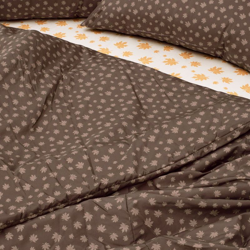 Dust-Free Maple Pattern - Brown Duvet Cover - Q size