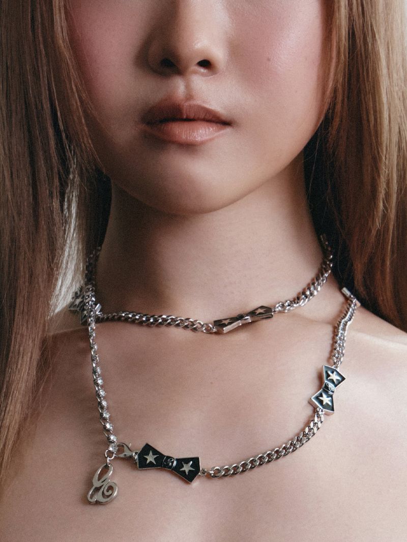 Eireve（エイレブ）の「BOW MULTI CHAIN (BLACK)（Accessories）」