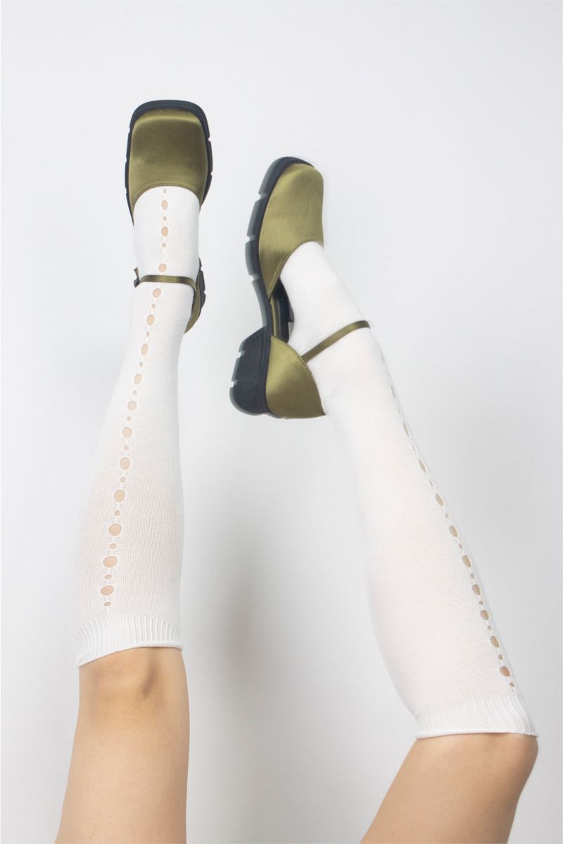 hole knee socks (4 color)