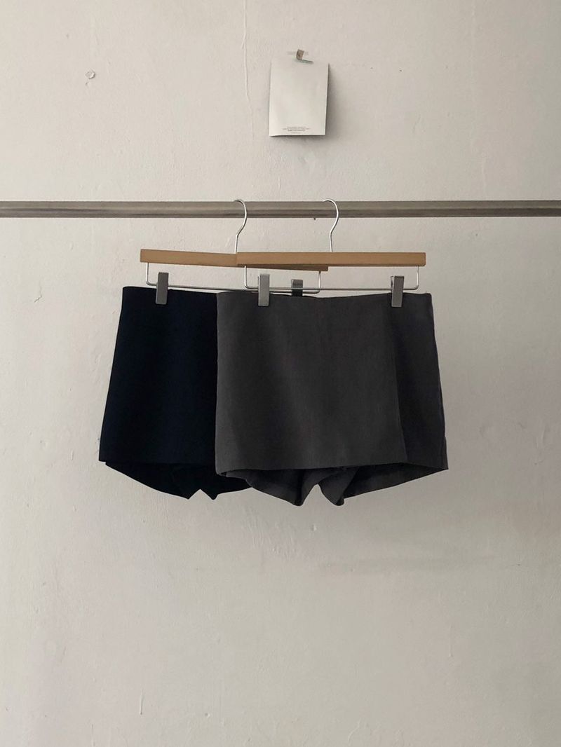 Slit Mini Skort