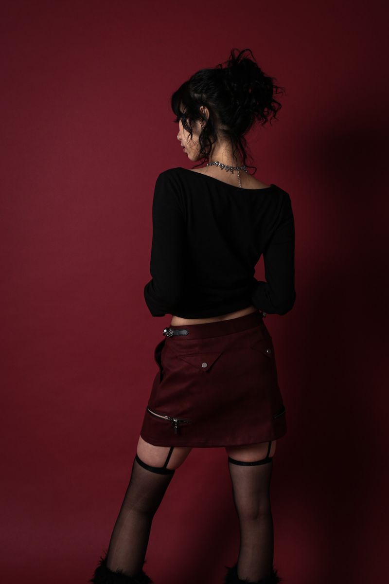ANTIQUE ROSE SKIRT #SUEDE RED