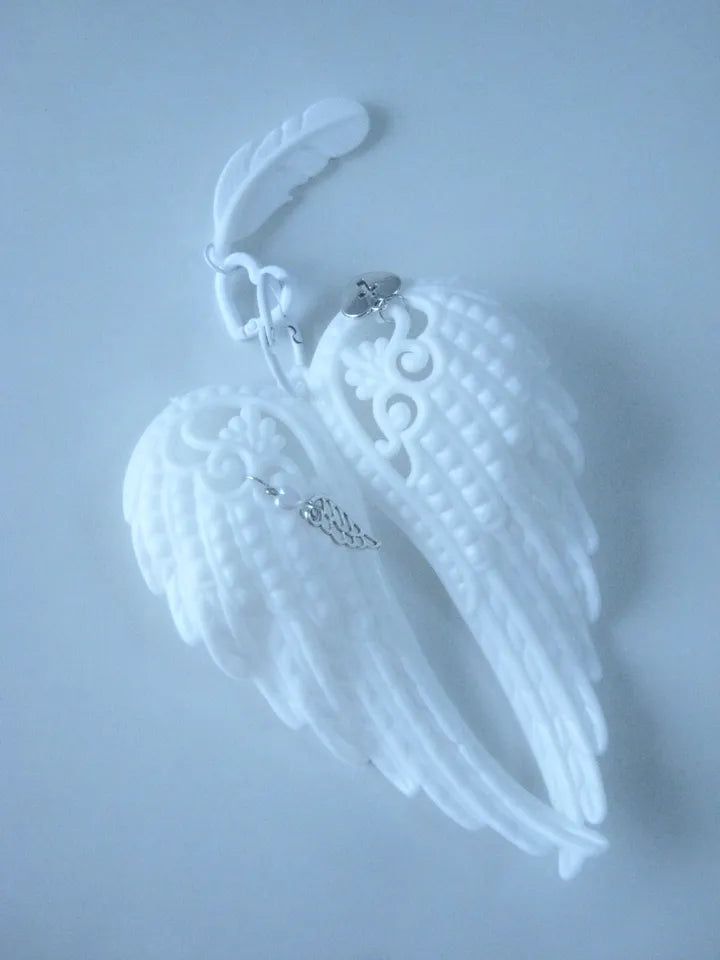Angel keyring
