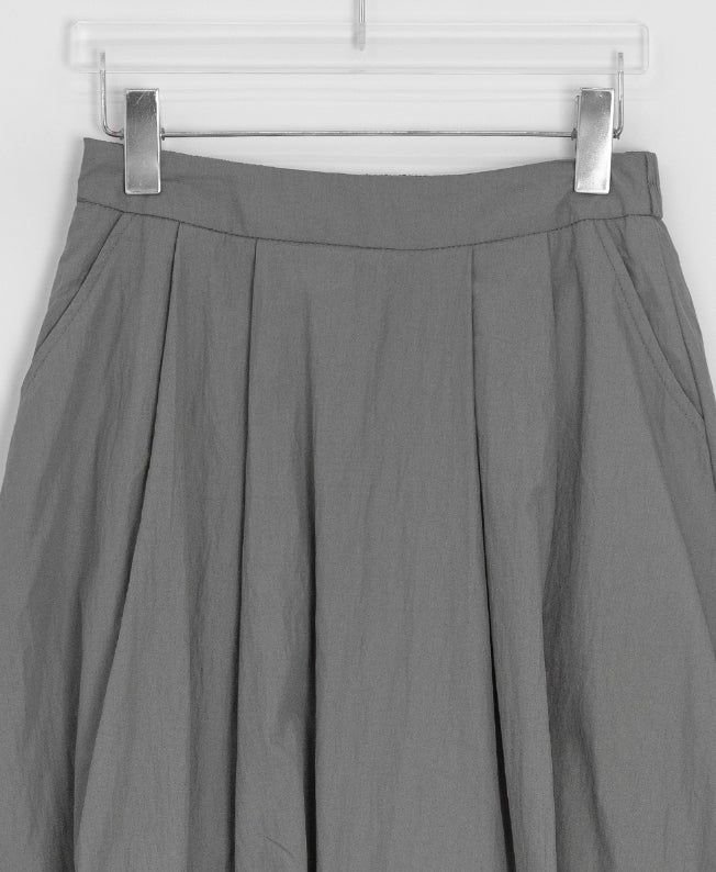 Honoka Pintuck Balloon Banding Midi Skirt