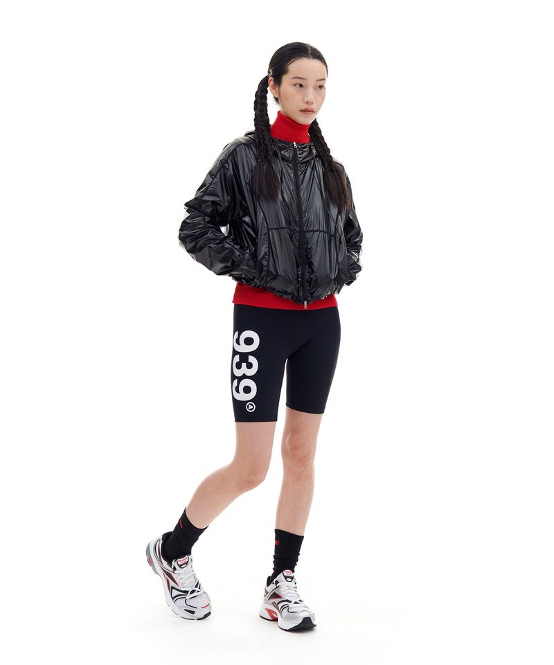 SHEER PACKABLE CROP WINDBREAKER (BLACK)