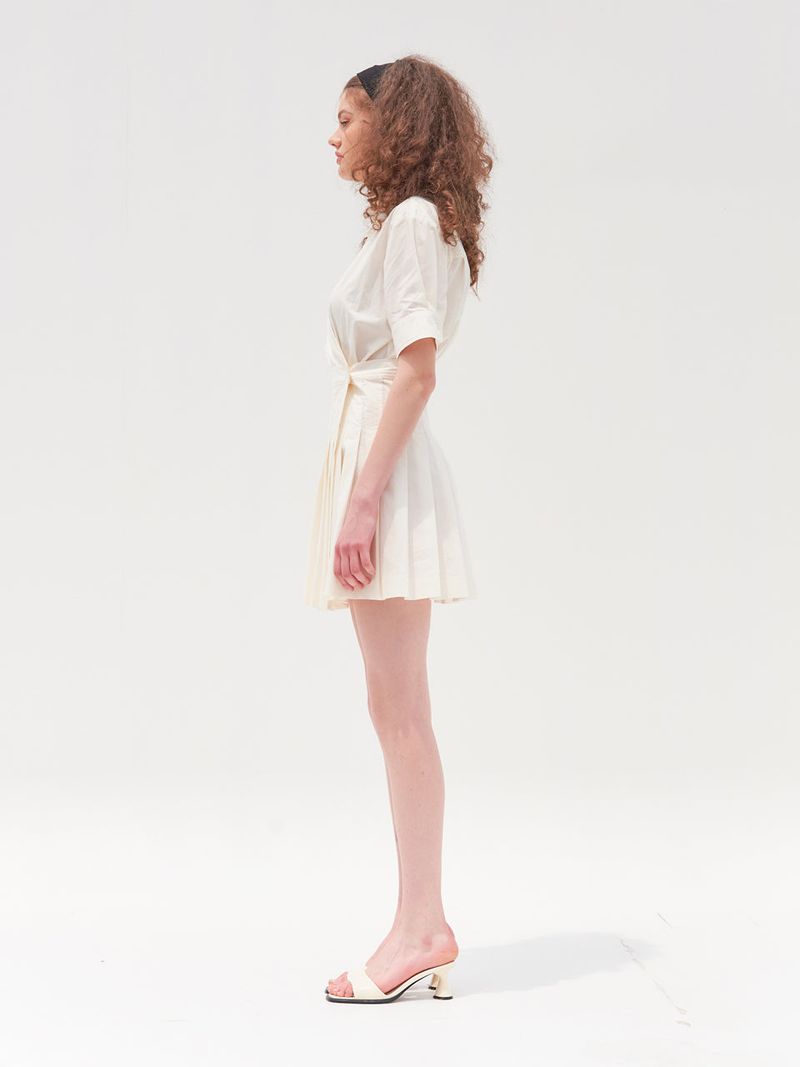 PLEATS DETAIL WRAP ONEPIECE_CREAM