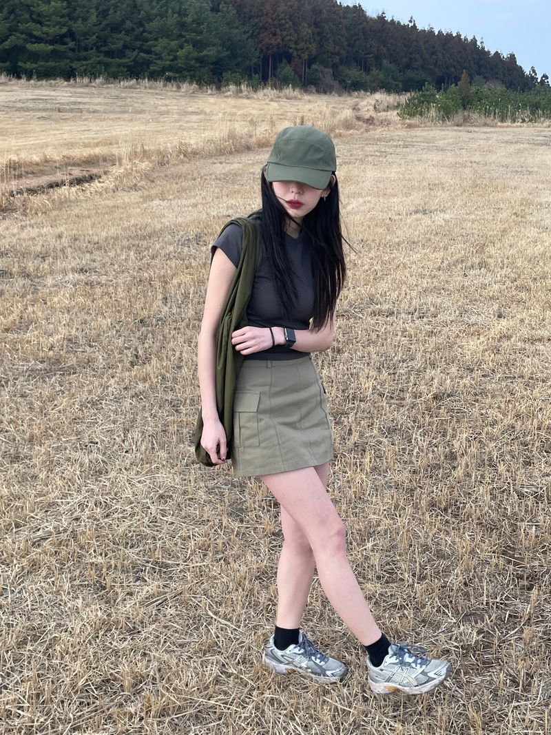 Y2K mini skirt