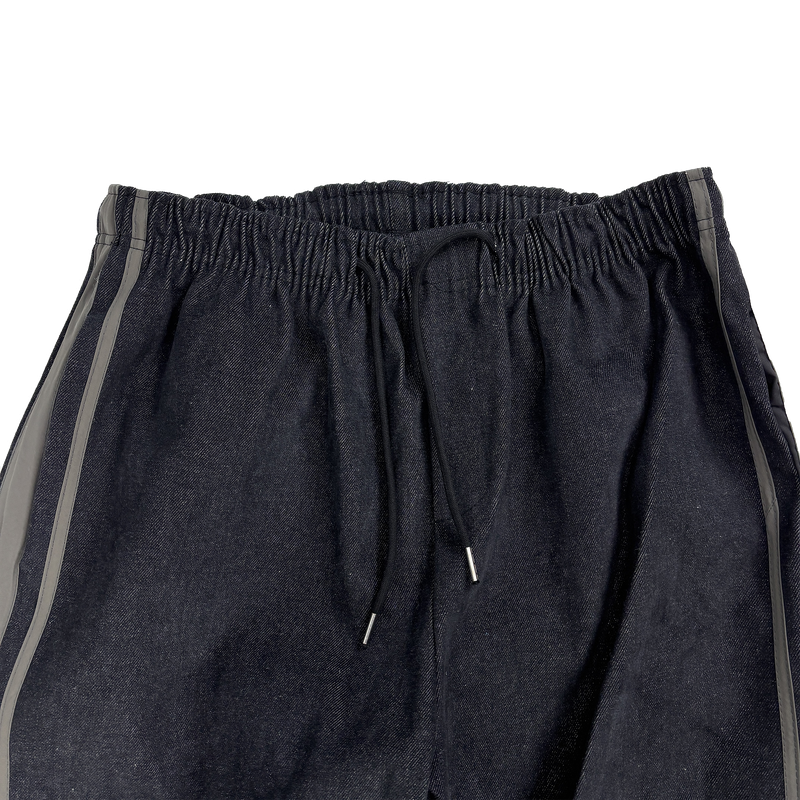 media track denim pants