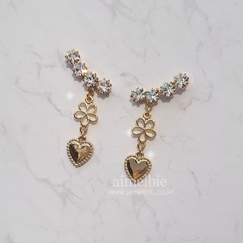 Flower Heart Wing Earring