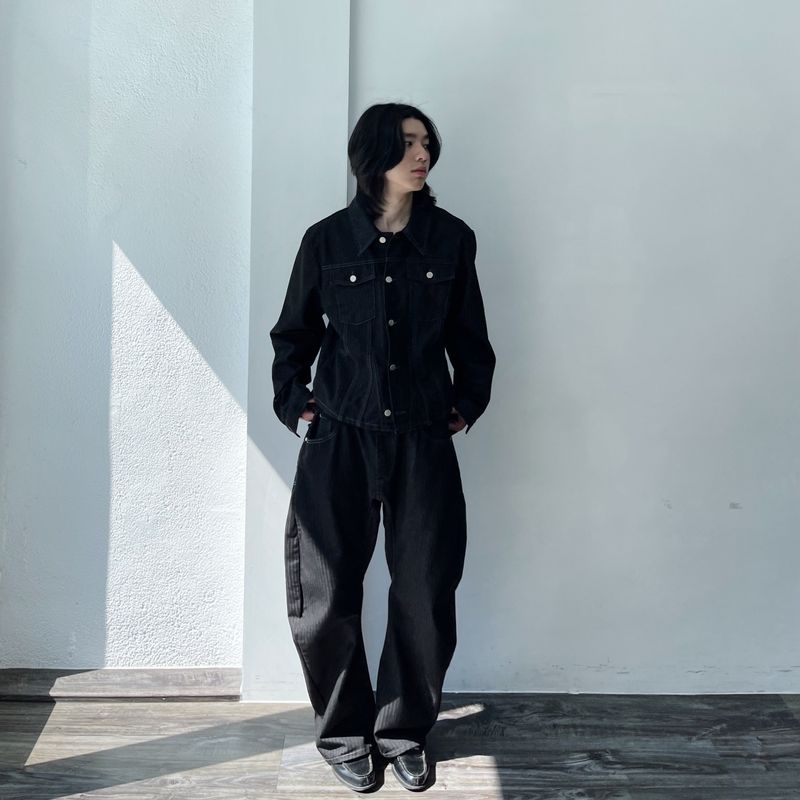 Stitch Back Slit Cropped Jacket