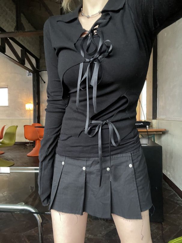 Strap slit collars ribbon T-shirt