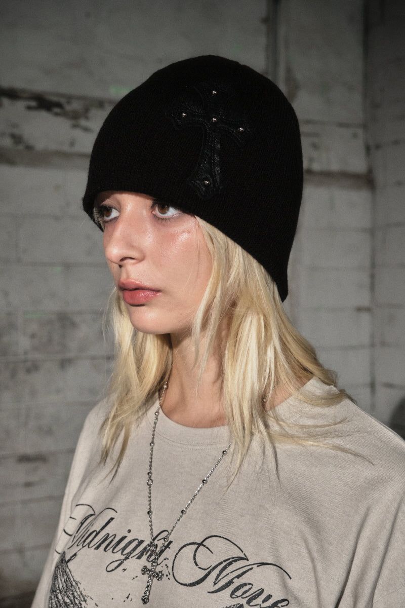 cross beanie (black)