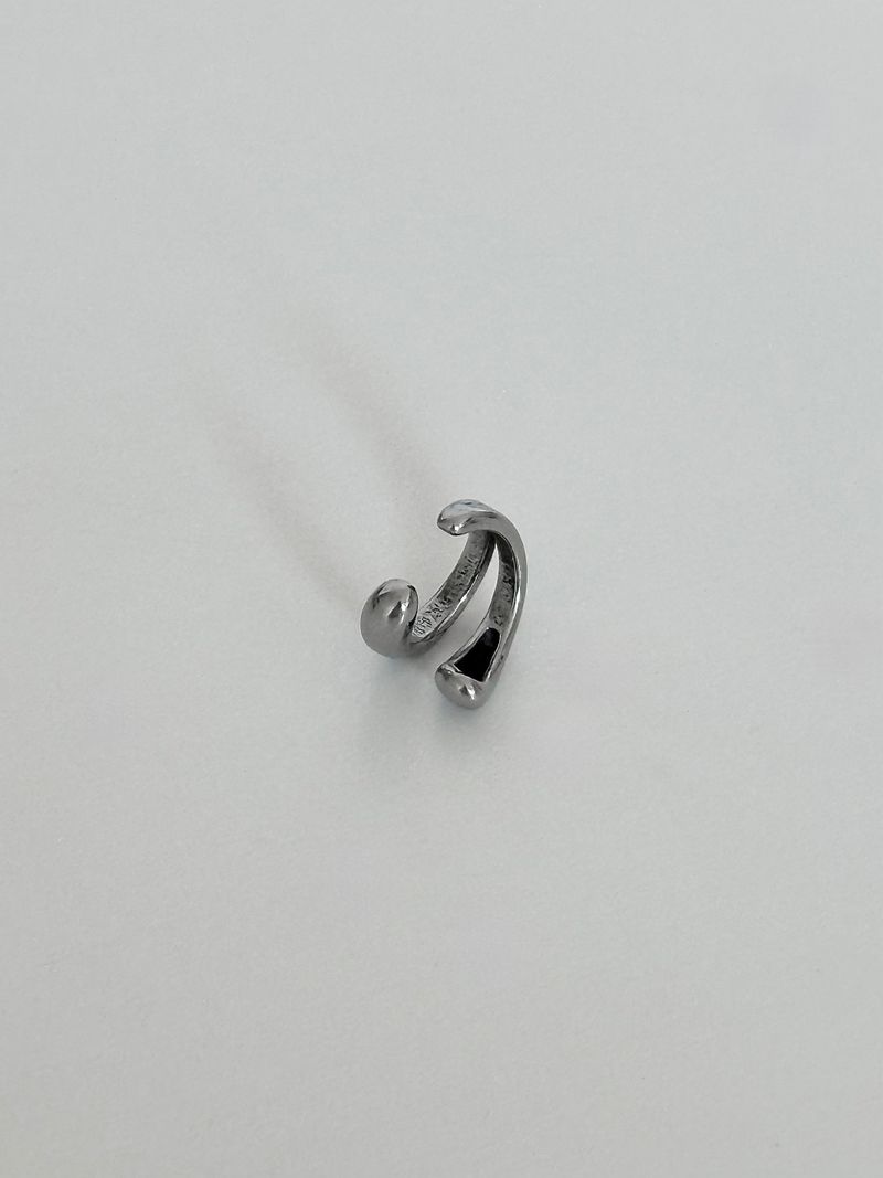 basic earcuff