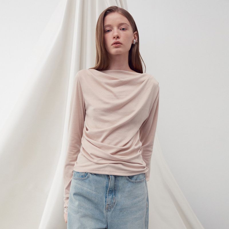 SHIRRING DRAPE LONG SLEEVE TOP BEIGE