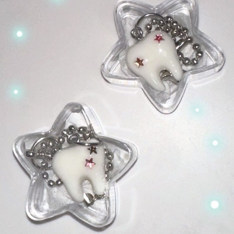 【MADE】 Tooth Fairy Keyring