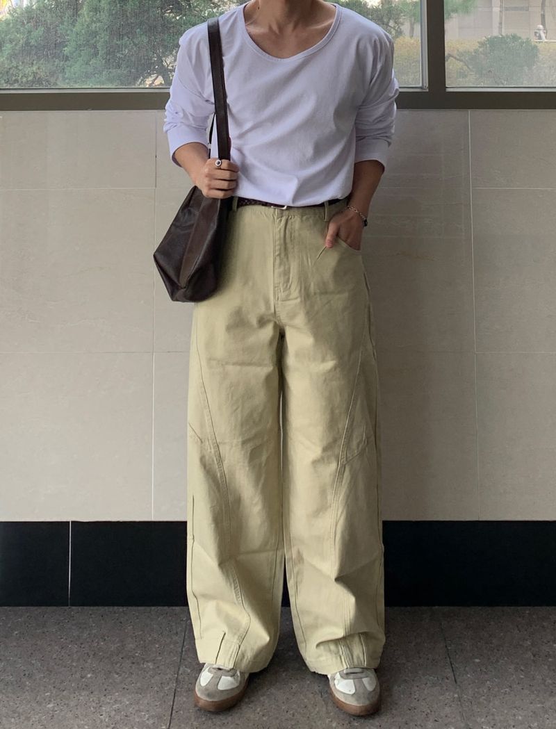 Futuro Incised Reverse Pants