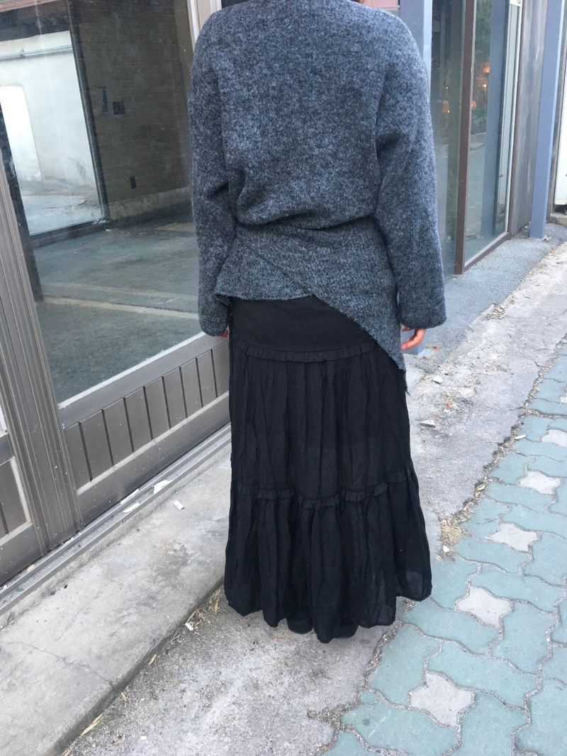 eye frill skirt