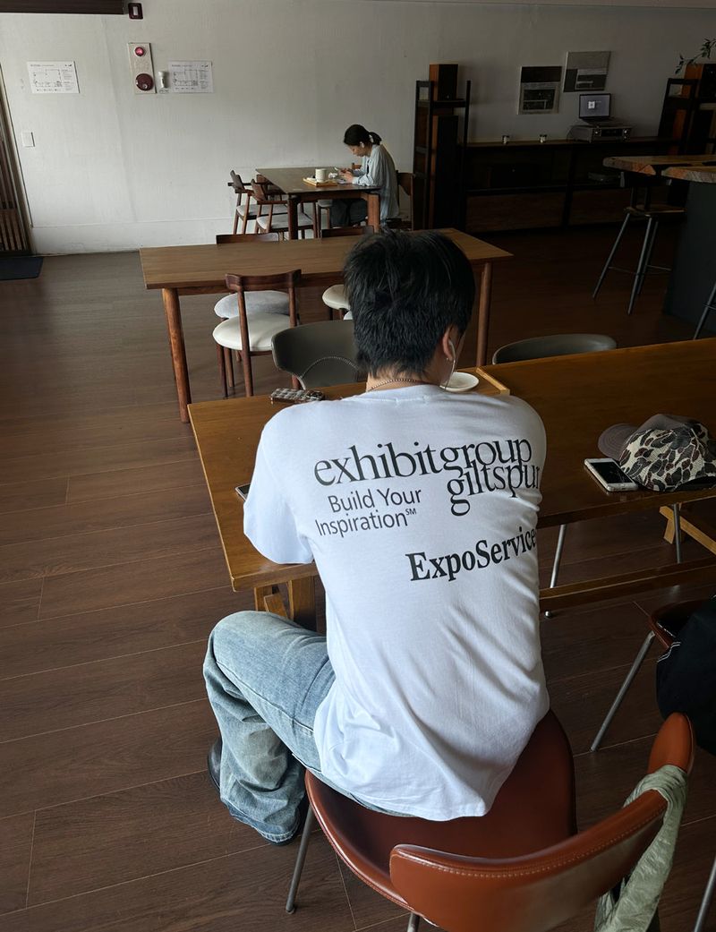 HOLY IN CODE(ホーリーインコード)の「No.1837 eg lettering T (4color)(Tops)」