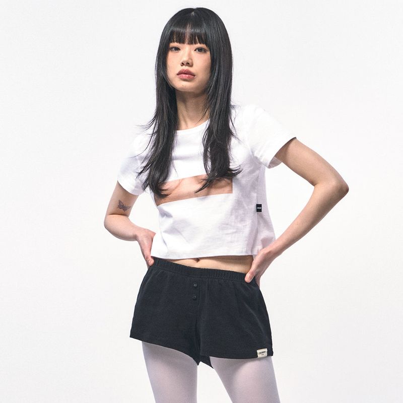 C Wear by the Genius(シーウェア バイザジーニアス)の「FAKE UNDER BOOB CROP T-SHIRT(Tops)」