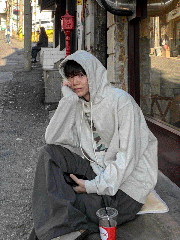 WHAT A LOOK（ワット ア ルック）の「One camo heavy hood（Tops）」