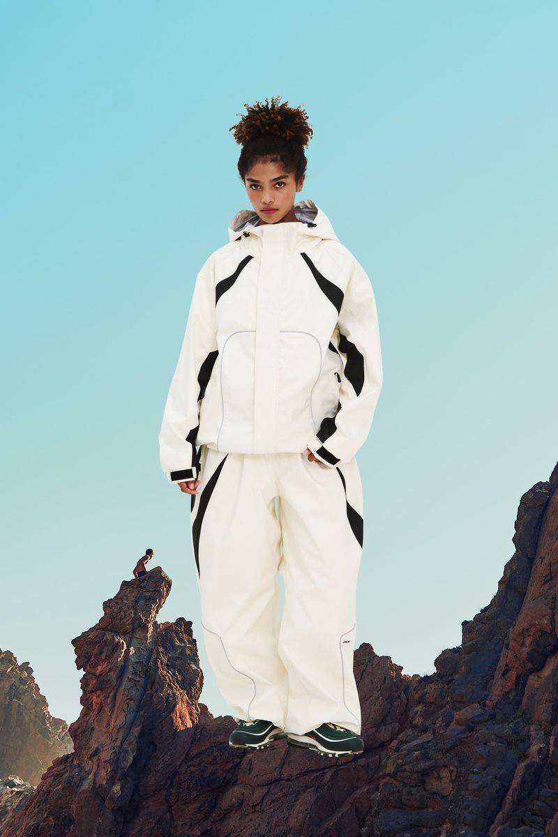 BSRABBIT(ビエスラビット)の「EXQUISITE 3L HOODED JACKET CREAM(Jackets/Outerwear)」