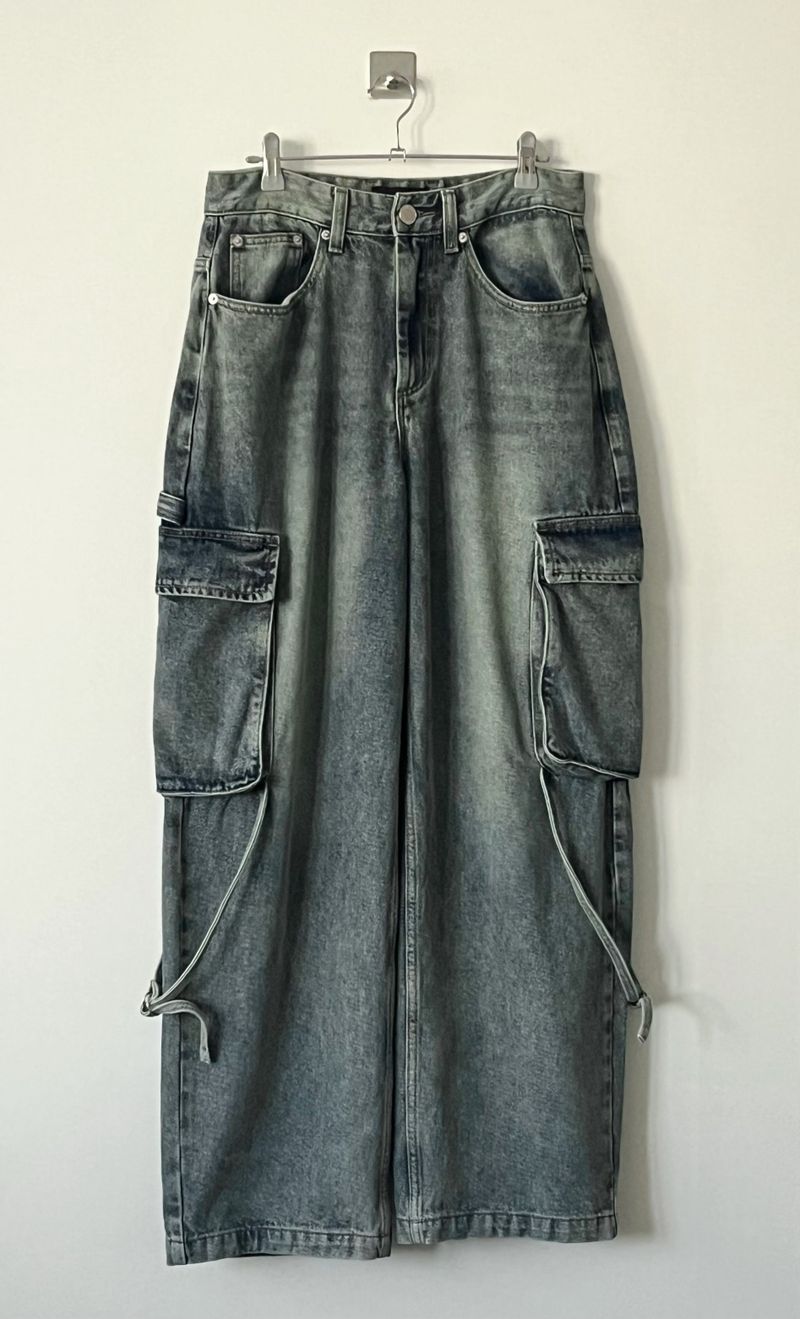 Hyphen pants