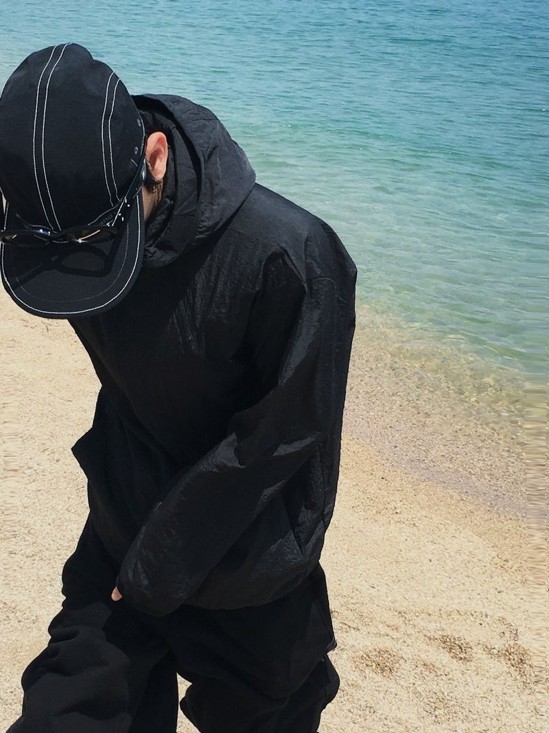 Mate diagonal hood windbreaker 7C