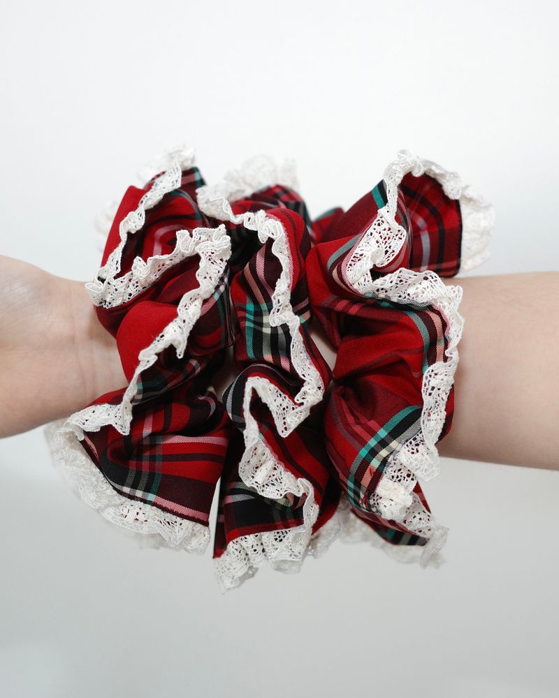 ROSSMOOR（ロスムーア）の「Tartan-check ruffle scrunchie（Hair Accessories）」