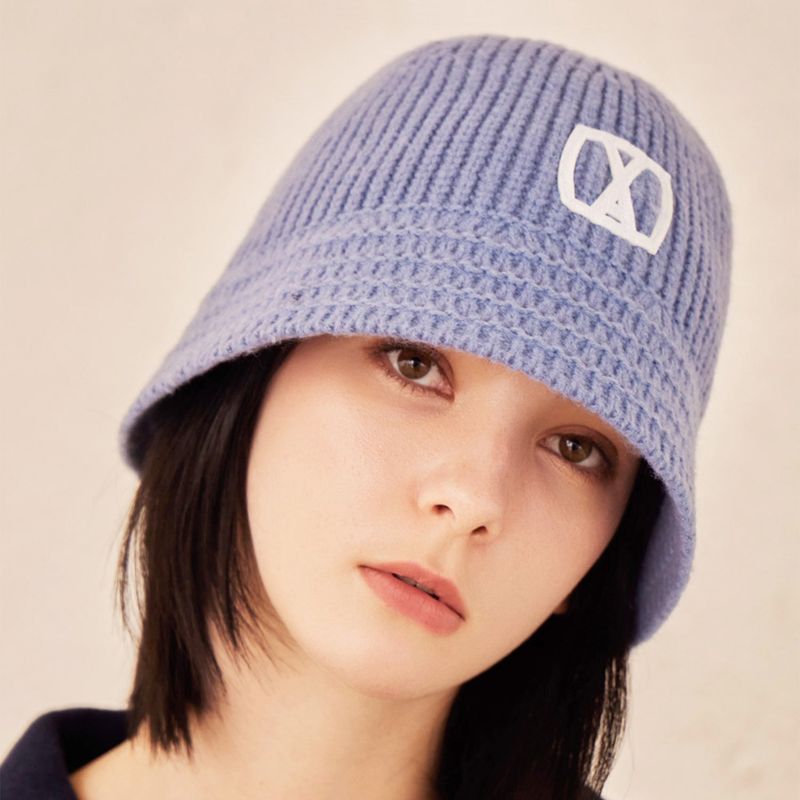 VA Square Applique Knit Bucket Hat / Sky