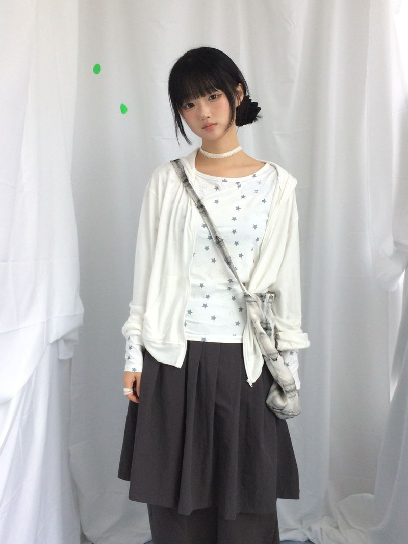 ner.ui.bin（ノエビン）の「Starline Slim Top（Tops）」