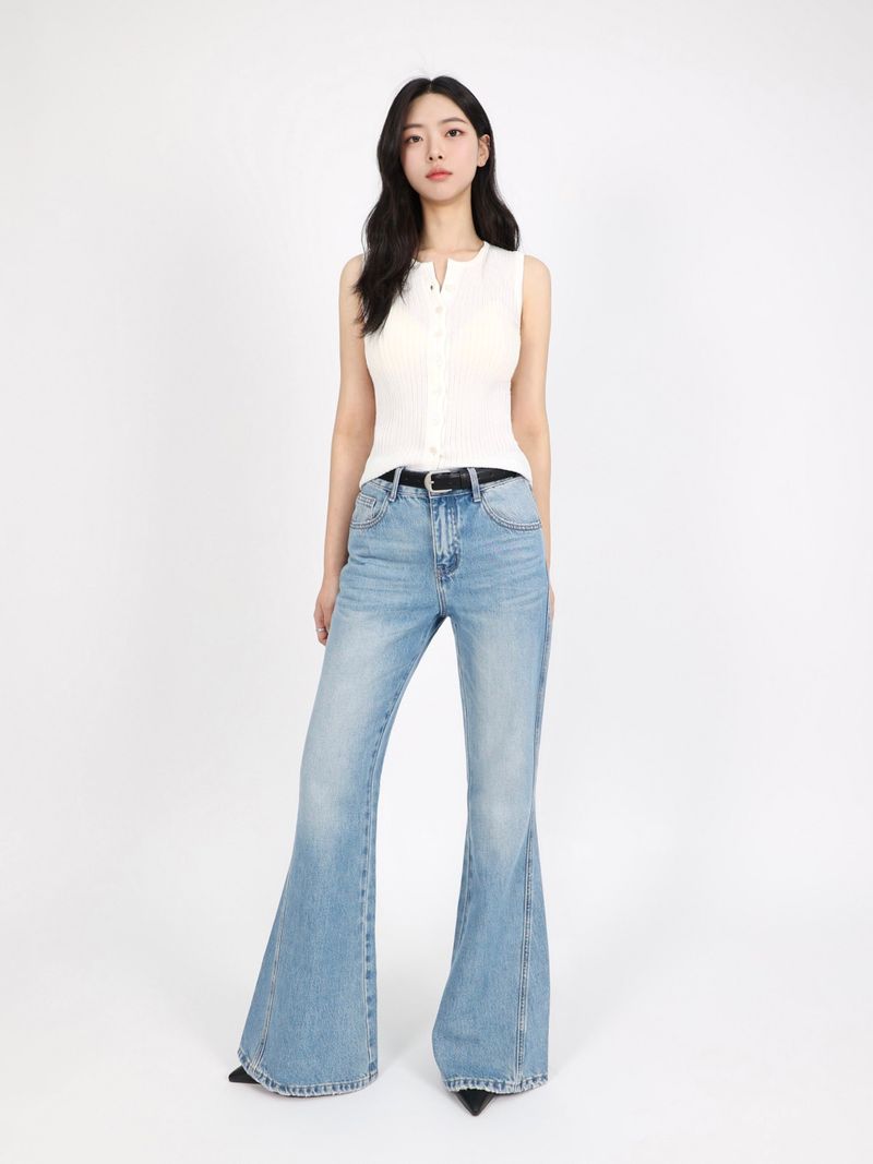 MID-WAISTLINE FLARE DENIM code 26209