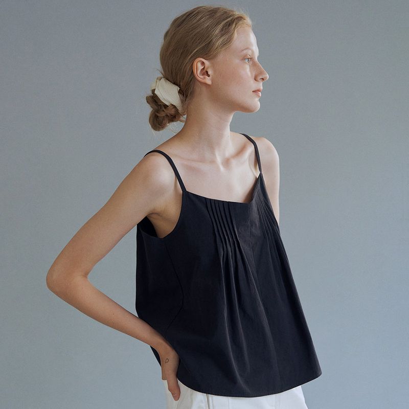 Cotton pintuck sleeveless