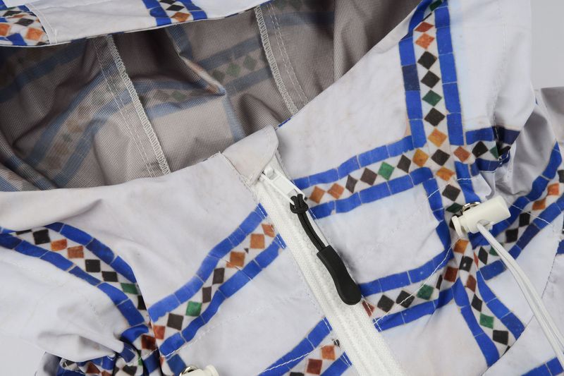 OLDE FLOOR TILE WINDBREAKER