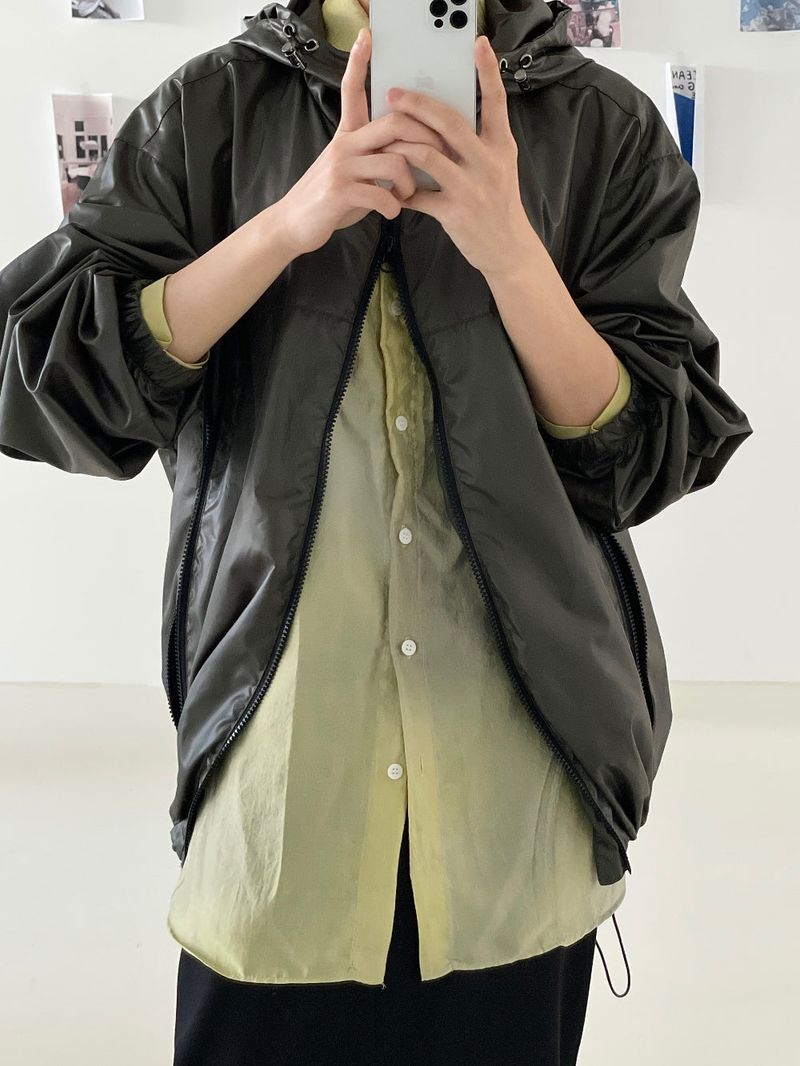 Glossy string windbreaker jk