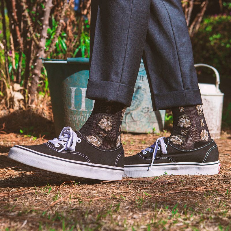 in vere florente : jet black