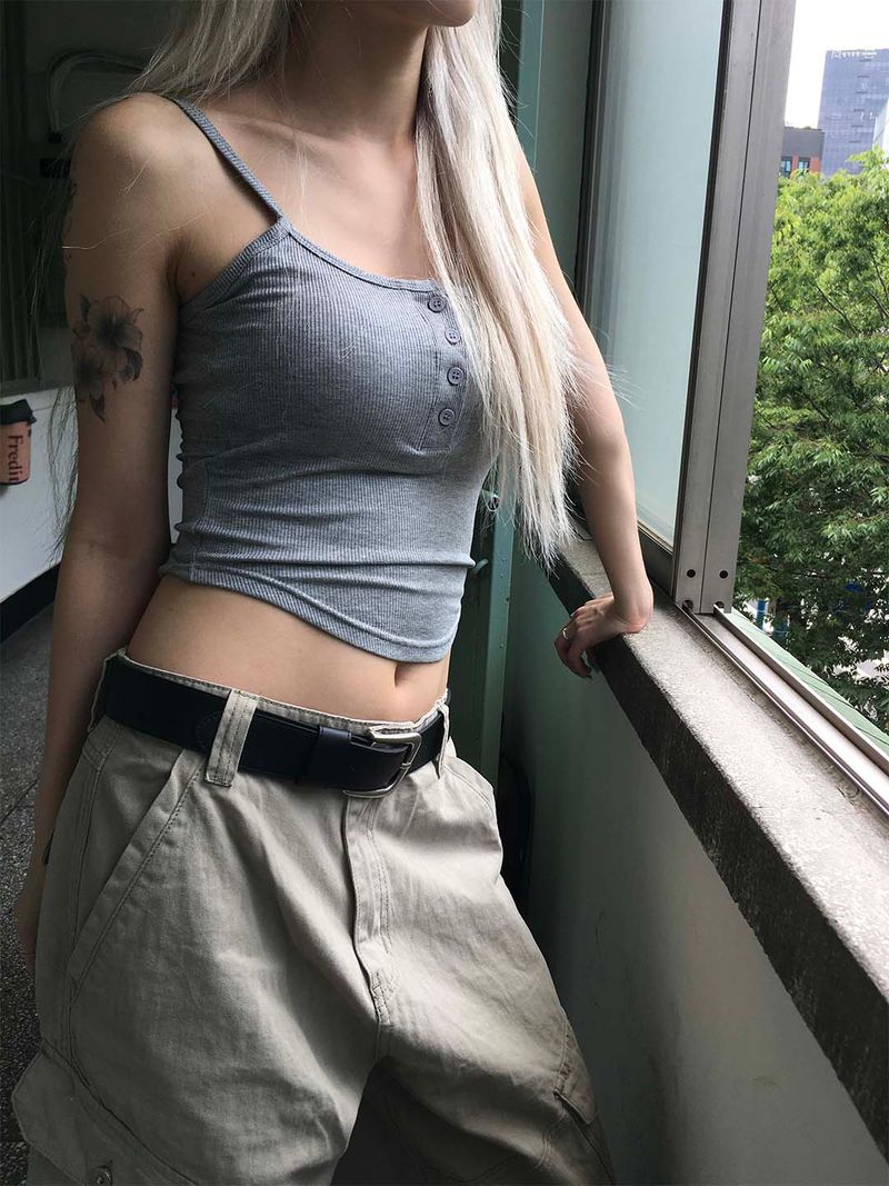 MUZESEOUL（ミューズソウル）の「Henley ribbed sleeveless(3color)（Tops）」