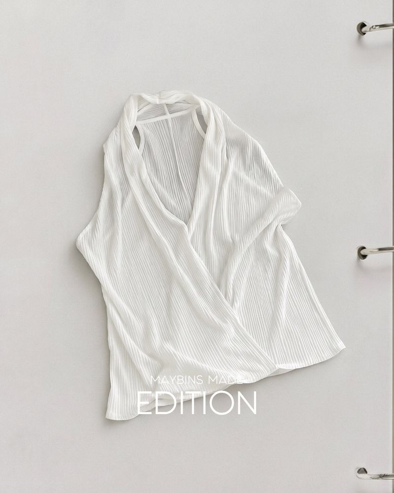 MADE. YUER pleated halter top