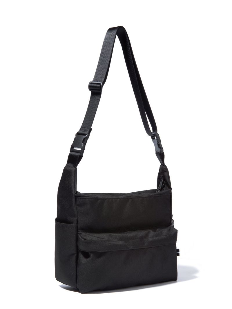 BUTDEEP(バットディープ)の「REFRESH N VARIOUS BAG MINI-BLACK(Bags)」